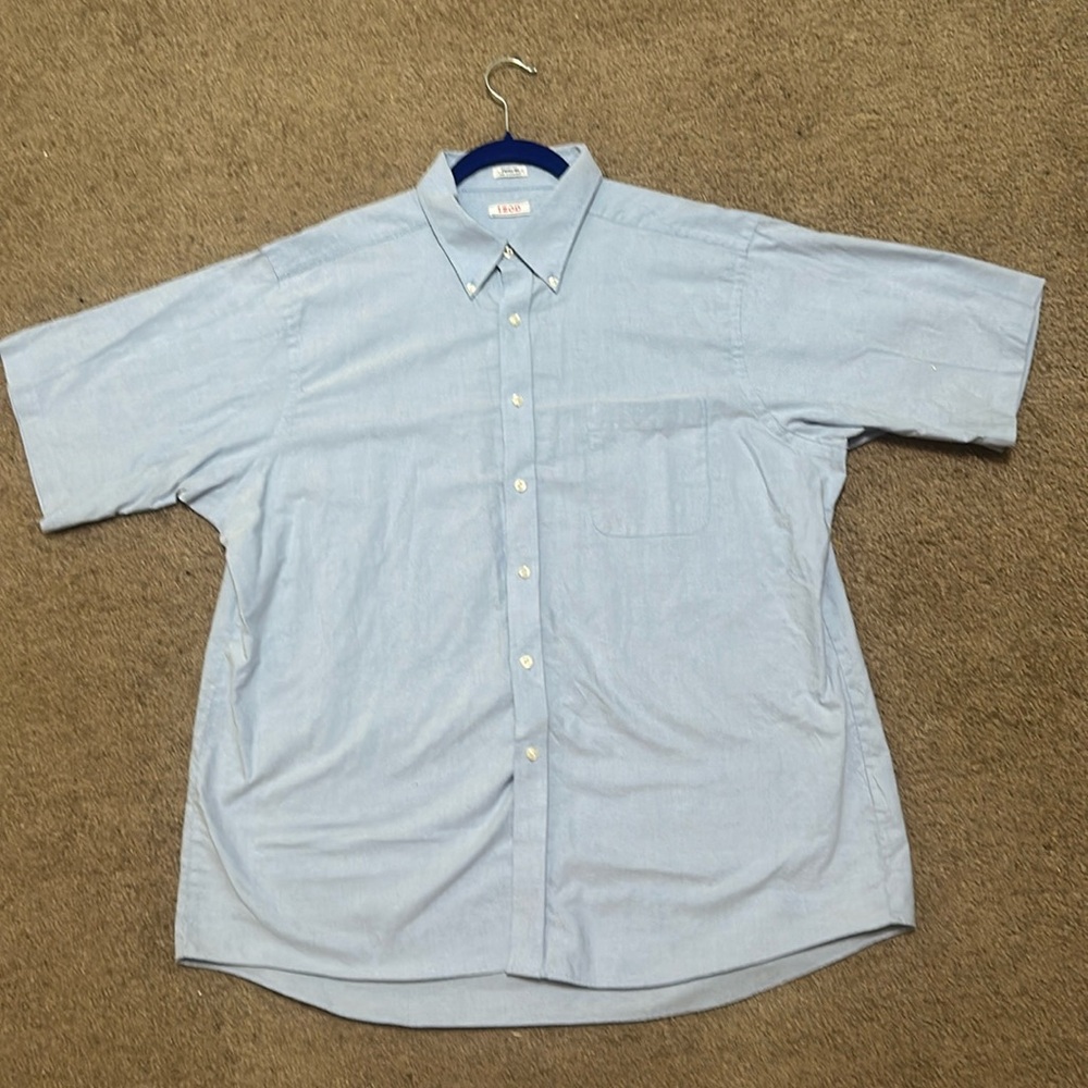 Izod light blue button down shirt Regular fit 17 1/2 good condition